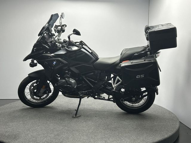 bmw - r-1250-gs-triple-black