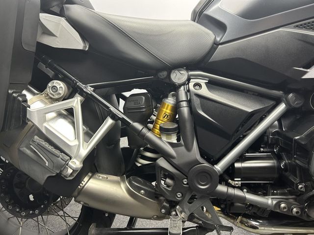 bmw - r-1250-gs-triple-black