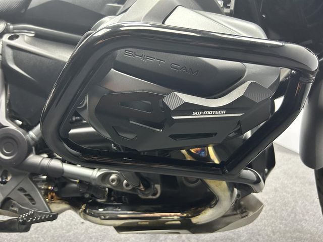 bmw - r-1250-gs-triple-black