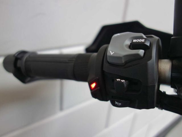 suzuki - v-strom-800