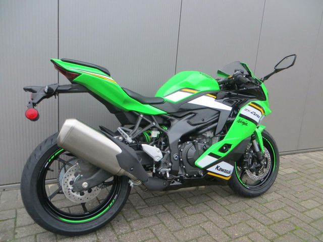 kawasaki - ninja-zx-4rr
