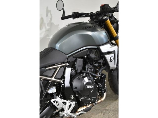 suzuki - gsx-8t