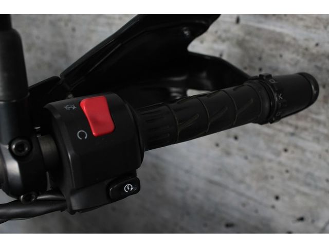 kawasaki - versys-650-abs