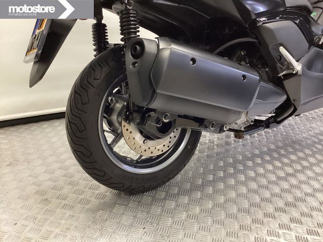 yamaha - x-max-300-tech-max