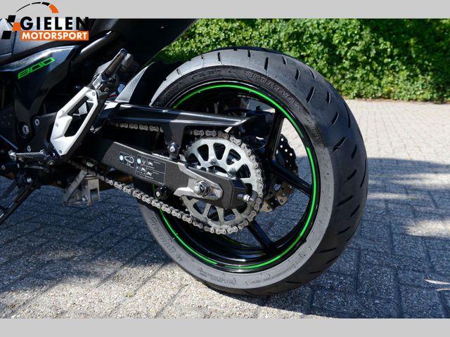kawasaki - z-800-abs
