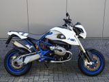 BMW HP 2 MEGAMOTO