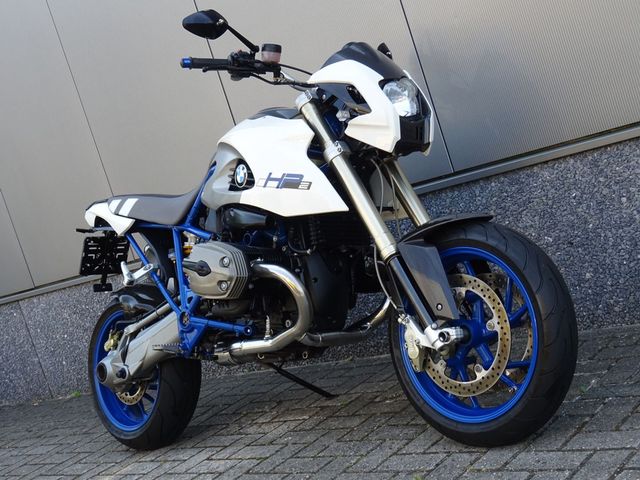 bmw - hp-2-megamoto
