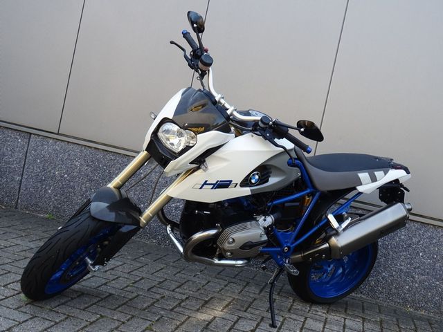 bmw - hp-2-megamoto