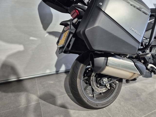 honda - nt-1100-dct