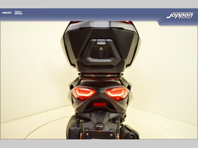 yamaha - x-max-300-abs