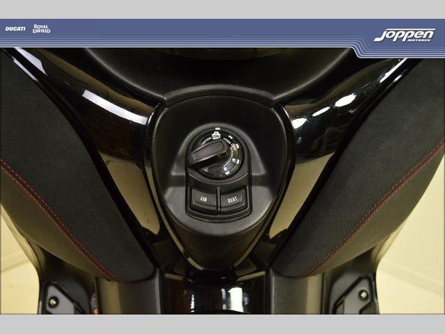 yamaha - x-max-300-abs