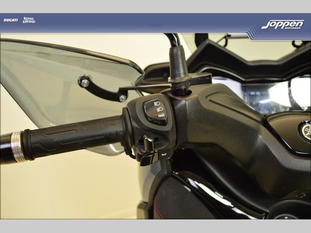 yamaha - x-max-300-abs