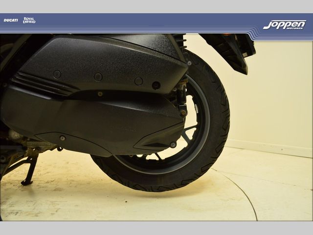 yamaha - x-max-300-abs