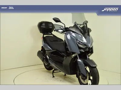 YAMAHA X MAX 300 ABS – foto 2