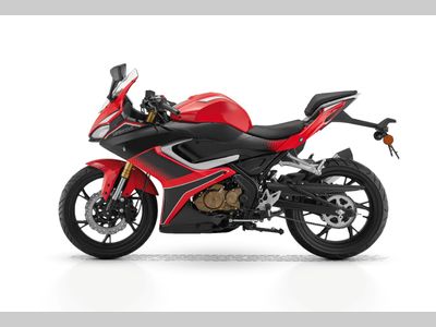 QJMOTOR SRK 125 R – foto 2