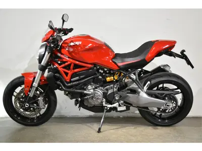 DUCATI MONSTER 821 – foto 2