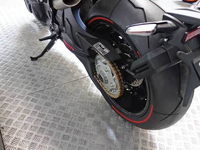 mv-agusta - rush-1000