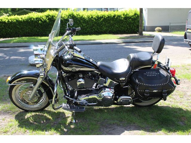 harley-davidson - heritage-softail-classic-flstci