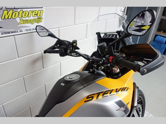 moto-guzzi - stelvio