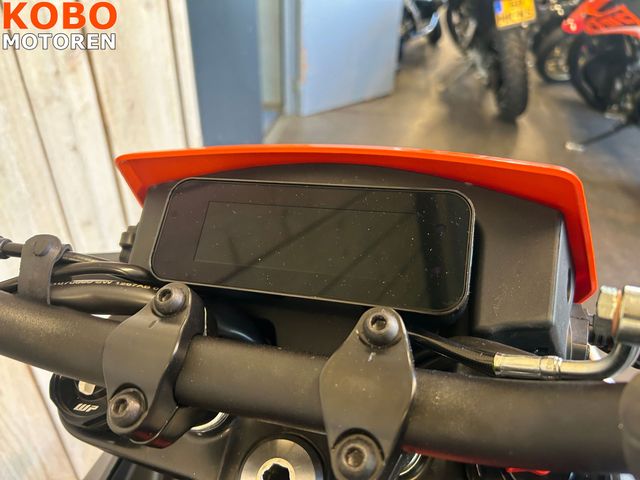 ktm - 390-smc-r