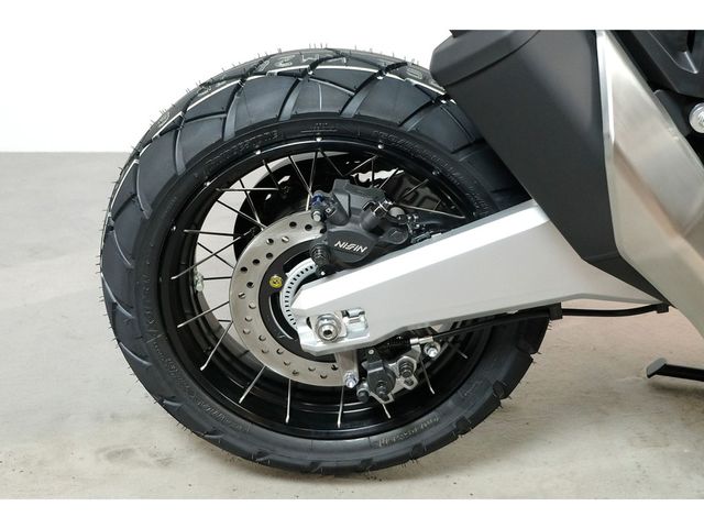 honda - x-adv