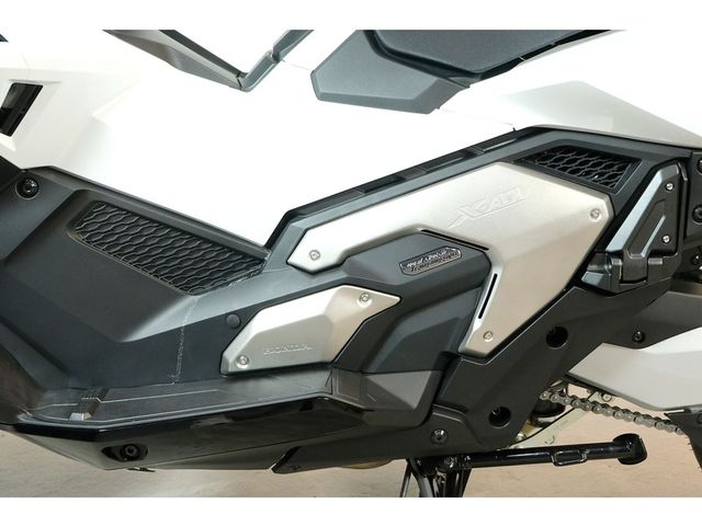 honda - x-adv