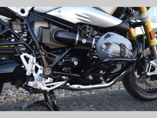 bmw - r-nine-t