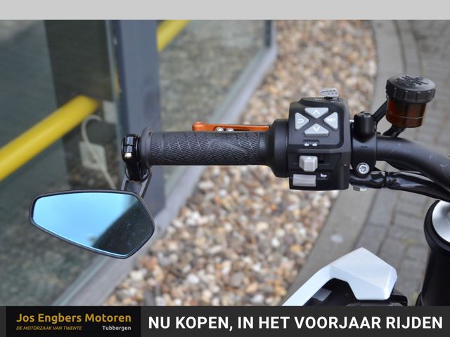 ktm - 1290-super-duke-r