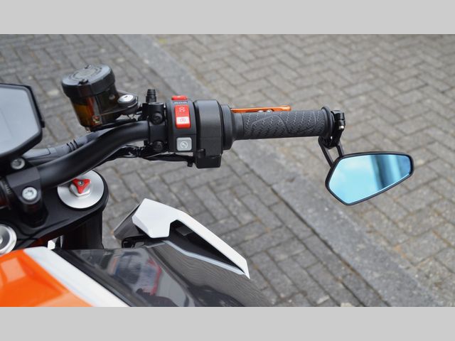 ktm - 1290-super-duke-r