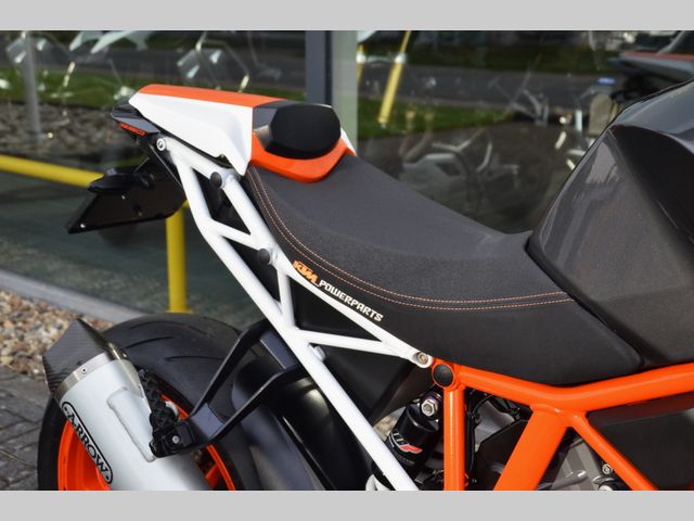 ktm - 1290-super-duke-r