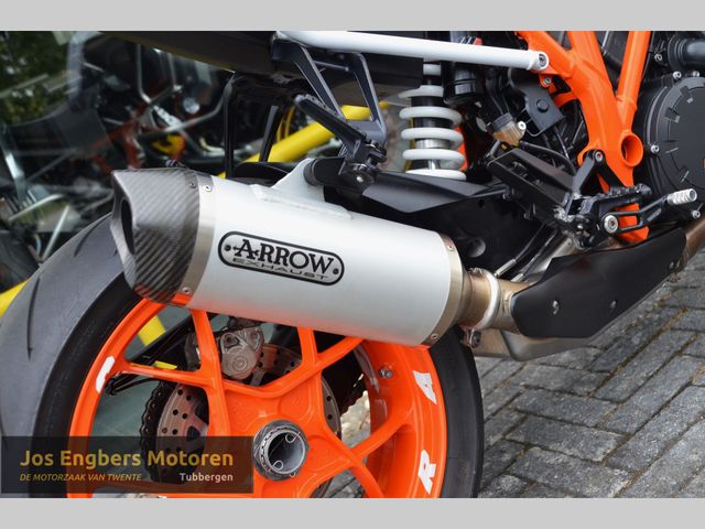 ktm - 1290-super-duke-r