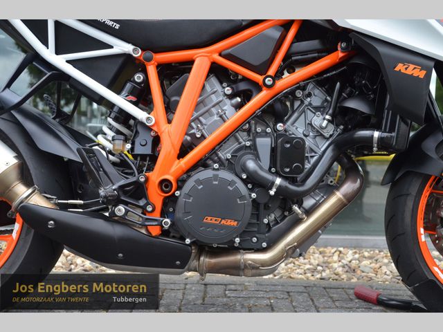 ktm - 1290-super-duke-r