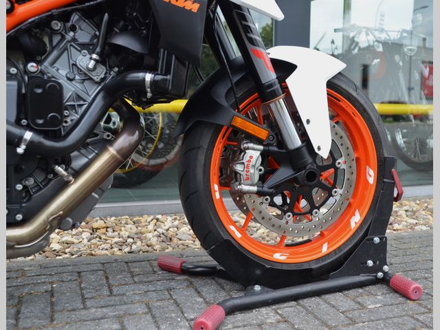 ktm - 1290-super-duke-r