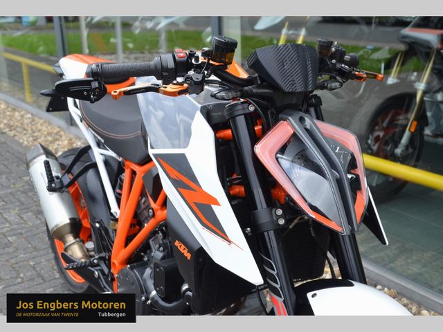 ktm - 1290-super-duke-r