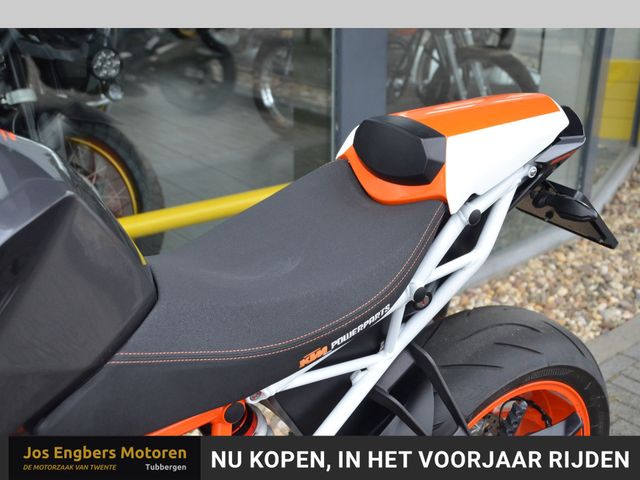 ktm - 1290-super-duke-r