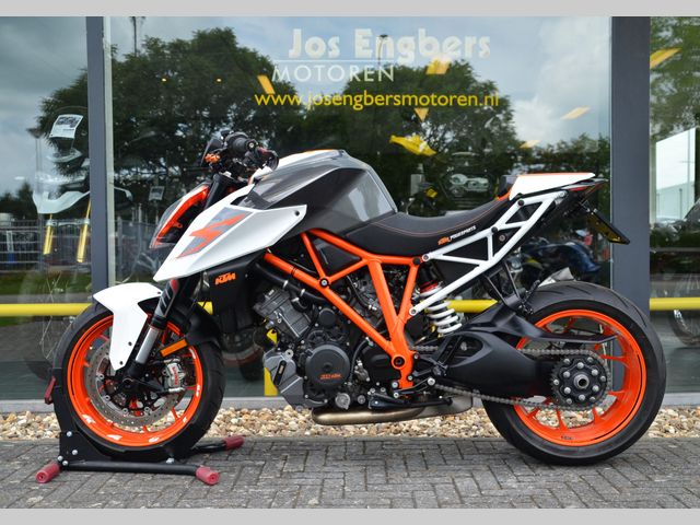 ktm - 1290-super-duke-r
