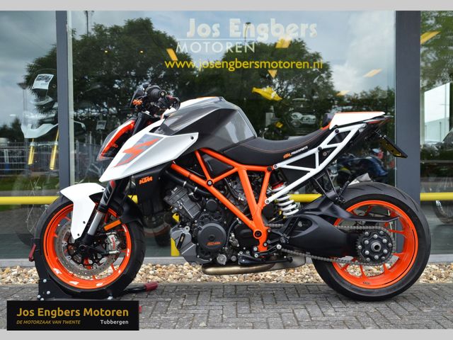 ktm - 1290-super-duke-r