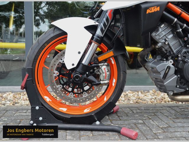 ktm - 1290-super-duke-r