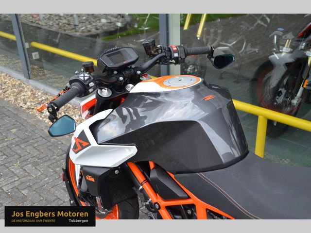 ktm - 1290-super-duke-r