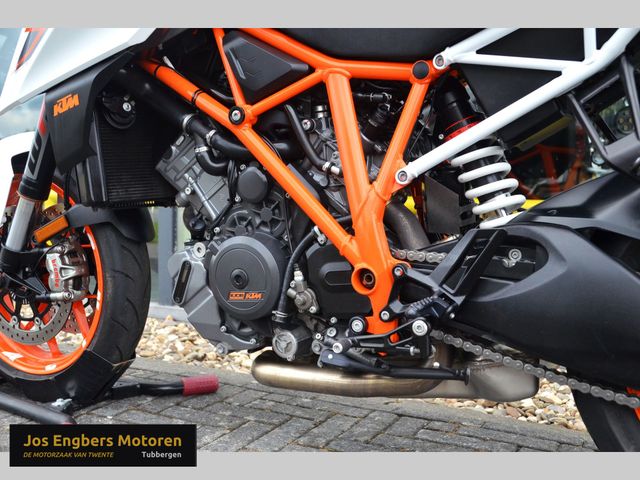 ktm - 1290-super-duke-r