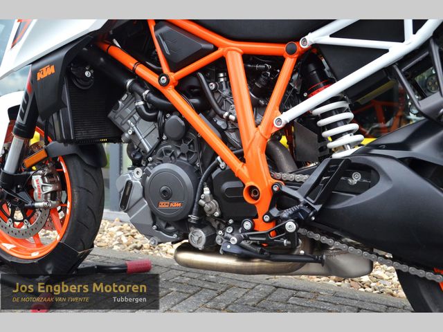 ktm - 1290-super-duke-r
