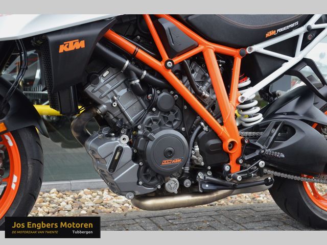 ktm - 1290-super-duke-r