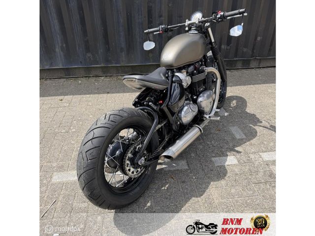 triumph - bonneville-bobber