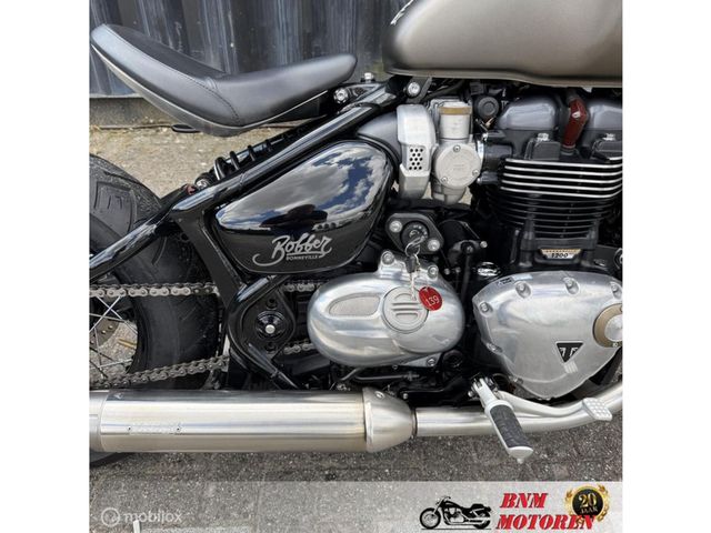 triumph - bonneville-bobber