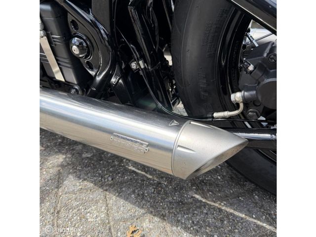 triumph - bonneville-bobber