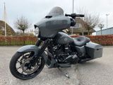 HARLEY-DAVIDSON STREET GLIDE SPECIAL FLHXS