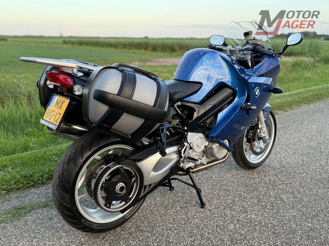 bmw - f-800-st