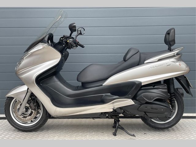 yamaha - majesty-400