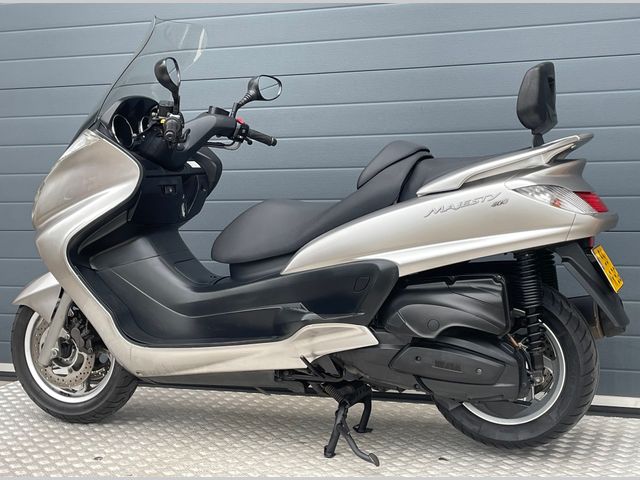 yamaha - majesty-400