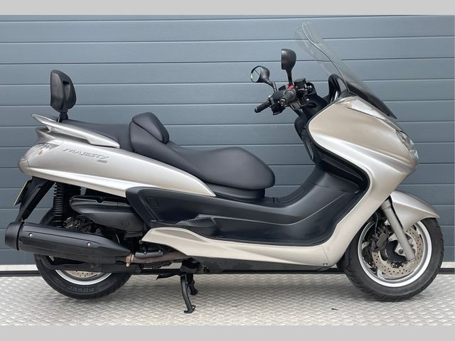 yamaha - majesty-400